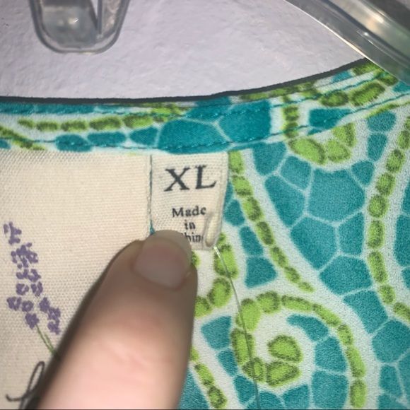 Lavender & Honey NWT XL shrug semi sheer - Picture 3 of 9